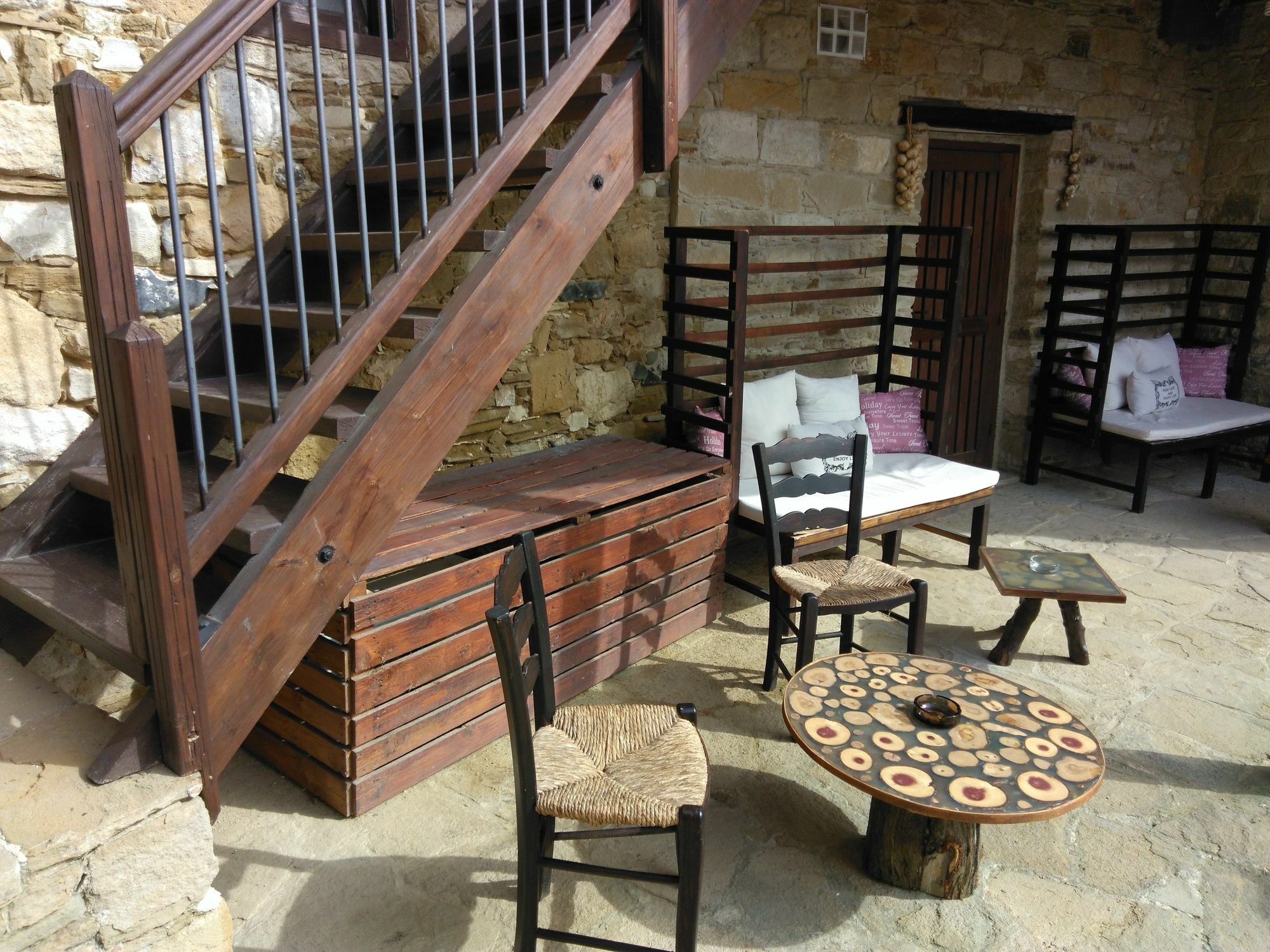 Teacher'S House Maroni المظهر الخارجي الصورة
